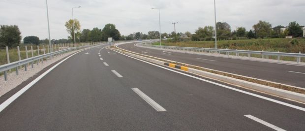 295fd382eb34eea70af31b9afa1e03b7_l