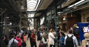 ΗΠΑ: Τρένο έπεσε σε σταθμό – Φόβοι για δεκάδες τραυματίες