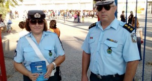 Διανομή σχολικών φυλλαδίων από την Ελληνική Αστυνομία σε Αγρίνιο-Μεσολόγγι-Ναύπακτο
