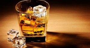 Πώς το αλκοόλ επηρεάζει τη σεξουαλική σας ζωή