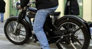 Νεοχώρι: Σύλληψη 19χρονου – Οδηγούσε κλεμμένη μοτοσικλέτα – Δεν είχε…