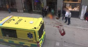 Φορτηγό αυτοκτονίας με ισλαμιστή οδηγό «θέρισε» ανθρώπους στη Στοκχόλμη! –…