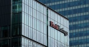 Fitch: Υψηλός ο κίνδυνος να μην εφαρμοσθεί σωστά το ελληνικό…