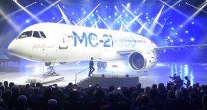 Αυτό είναι το ρωσικό επιβατηγό αεροπλάνο που θα “σβήσει” Boeing…