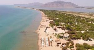 Λούρος, η μεγαλύτερη παραλία σε όλη την Ελλάδα – Αμμουδιά…