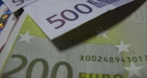 Πρωτογενές έλλειμμα 8,2 δισ. ευρώ στο επτάμηνο