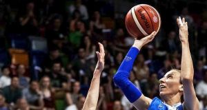 Ευρωμπάσκετ Γυναικών: Η Ελλάδα νίκησε τη Ρωσία και προκρίθηκε στα…