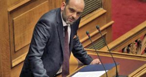 Φωτήλας: «Καθυστερήσεις στην αποπληρωμή των δικαιούχων προγραμμάτων καταπολέμησης της ανεργίας…