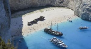 Travel Channel: Το Ναυάγιο της Ζακύνθου στις καλύτερες παραλίες στον…