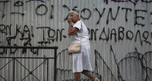 Γερμανικά ΜΜΕ: O έλληνας «ασθενής» έχει ξεπεράσει τα χειρότερα αλλά…