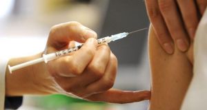Εποχική γρίπη: Ποιοι πρέπει να κάνουν το εμβόλιο