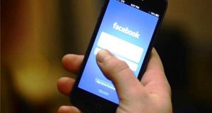 Τα 2,07 δισεκατομμύρια έφθασαν οι μηνιαίοι χρήστες του Facebook