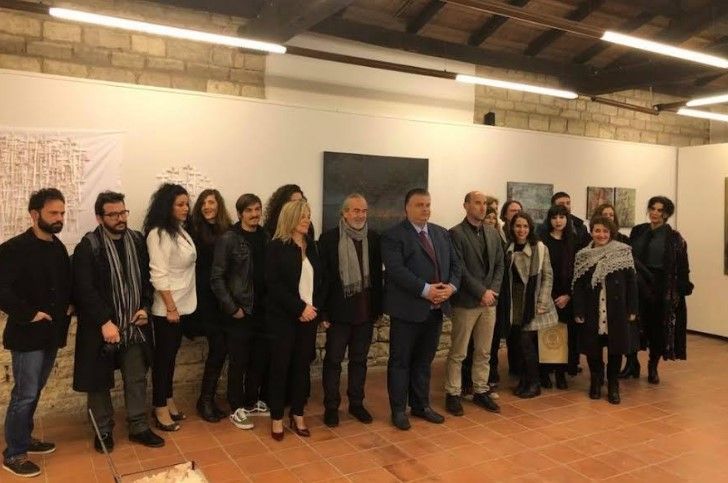neoi kallitexnes exodo trikoupeio politistiko kentro