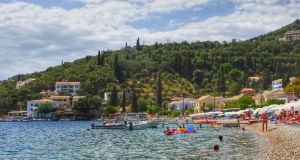 «Ύμνοι» από το Forbes: «Καυτός» καλοκαιρινός προορισμός η Ελλάδα