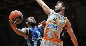 Basket League: «Καθάρισε» ο Γκίκας για τον Προμηθέα Πατρών