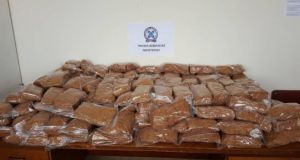 ΚΤΕΛ Κηφισού: Μπλόκο σε παράνομο φορτίο 100 κιλών καπνού από…