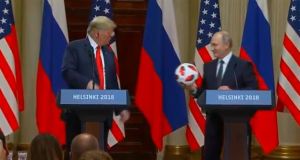 Τραμπ: «Ο Πούτιν είναι καλός ανταγωνιστής» – Πούτιν: «Η μπάλα…