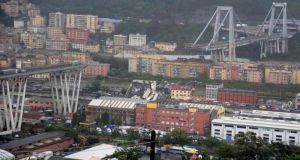 Τραγωδία στην Ιταλία: Τουλάχιστον 35 νεκροί από την κατάρρευση γέφυρας…