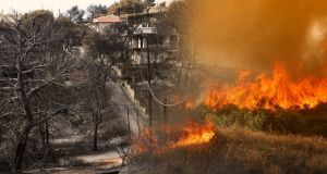 Πυρκαγιά σε χωράφι στο Μπούζι Αγρινίου