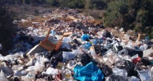Δήμοι – Κινητοποιήσεις: Κίνδυνος για σκουπίδια στους δρόμους – Τι…