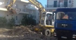 Μεσολόγγι: Δεν πρόλαβε να καθαρίσει ο Δήμος και πέταξαν πάλι…