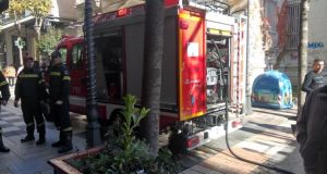 Αγρίνιο: Πυρκαγιά σε κατάστημα στον πεζόδρομο Χαριλάου Τρικούπη (Φωτό)