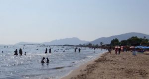 Οι 58 κατάλληλες ακτές για κολύμβηση στην Αιτωλοακαρνανία