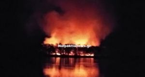 Μεσολόγγι: Πυρκαγιά τα ξημερώματα κοντά στο βιολογικό (Βίντεο)