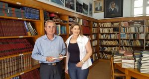 Συνάντηση Κωνσταντάρα – Τασολάμπρου στη Δημοτική Βιβλιοθήκη Θέρμου (Φωτό)