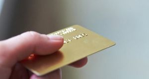 Με κλεμμένη πιστωτική κάρτα έκανε αγορές σε Αμφιλοχία και Άρτα