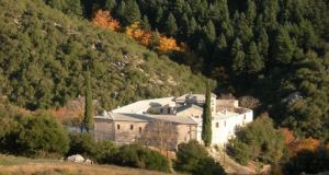 Προσφυγικό: Μοναστήρι στην Ηλεία γίνεται δομή φιλοξενίας προσφύγων