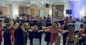 Αγρίνιο: Αστείρευτο κέφι στον ετήσιο χορό του Λαογραφικού Ομίλου της…