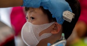 Κίνα: Πάνω από 900 νεκροί από τον κορωνοϊό