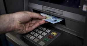Εξιχνιάστηκε κλοπή στο Αγρίνιο – Έκλεψε τραπεζική κάρτα και «τράβηξε»…