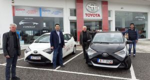 Παραχώρηση δύο αυτοκινήτων στον Δήμο Αγρινίου για τη δομή «Βοήθεια στο…