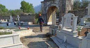 Καινούργιο Αγρινίου: Εργασίες καθαρισμού στα κοιμητήρια