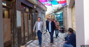 Αγρίνιο: Περιοδεία Παπαναστασίου-Μπεσίνη για τη στήριξη της τοπικής αγοράς
