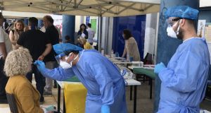 Αγρίνιο: Κινητή Ομάδα Υγείας του Ε.Ο.Δ.Υ. ελέγχει για Covid 19 (Φωτό)