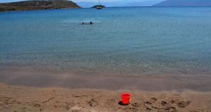 Καύσωνας επικράτησε και στις ελληνικές θάλασσες μετά τις ακραίες θερμοκρασίες