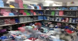 «Μαϊμού» ρούχα αξίας χιλιάδων ευρώ σε αποθήκη στην Κάτω Αχαΐα…
