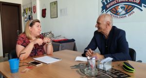 Συνάντηση Βαρεμένου με την πρόεδρο του «Χαρίλαου Τρικούπη» Β. Μπελέκου