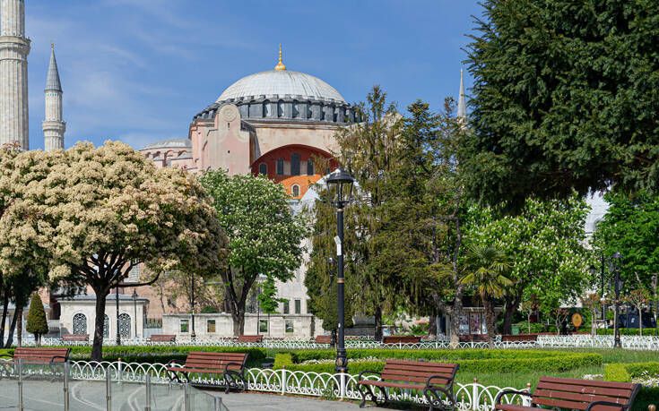 ameriki agia sofia