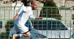 Ο Νίκος Ταμπάκης δίνει εξετάσεις για το δίπλωμα προπονητών UEFA…
