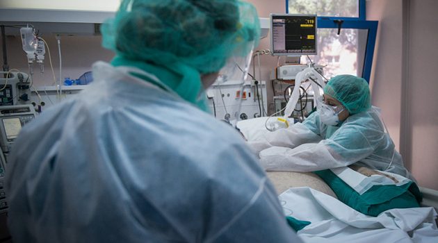 Κορωνοϊός: 51 νέες νοσηλείες σε λίγες ώρες – 78 ασθενείς σε Μ.Ε.Θ.