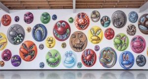 Τα «emojis» του Κένι Σαρφ, σε γκαλερί του Λος Άντζελες