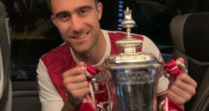 Σωκράτης Παπασταθόπουλος: Ο πρώτος Έλληνας που κατέκτησε το Κύπελλο Αγγλίας!