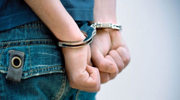 Αγρίνιο: Σύλληψη 26χρονου για εκκρεμή καταδικαστική απόφαση