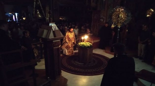 H εορτή της Υψώσεως του Σταυρού στον Ι. Ν. Αγ. Τριάδος Αγρινίου (Photos)
