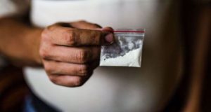 Αγρίνιο: Μικροποσότητα ηρωίνης, ζυγαριά και άλλες ναρκωτικές ουσίες εντοπίστηκαν σε…