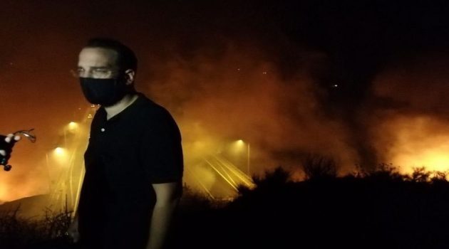 Μάχη πυροσβεστών της Αιτωλοακαρνανίας στη μεγάλη φωτιά της Πάτρας (Photos)